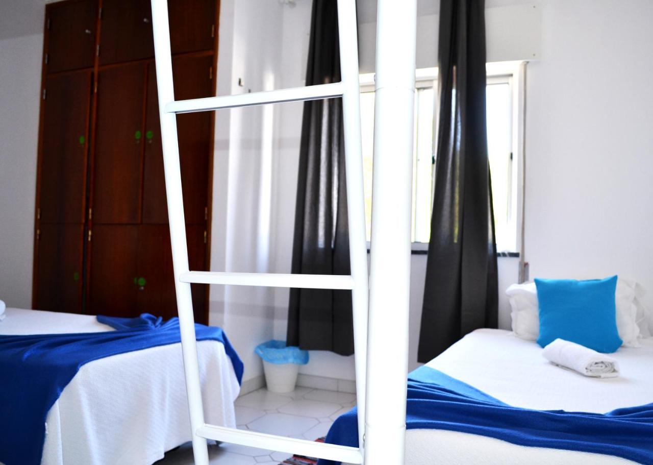 Ria Hostel Alvorポルティマン エクステリア 写真